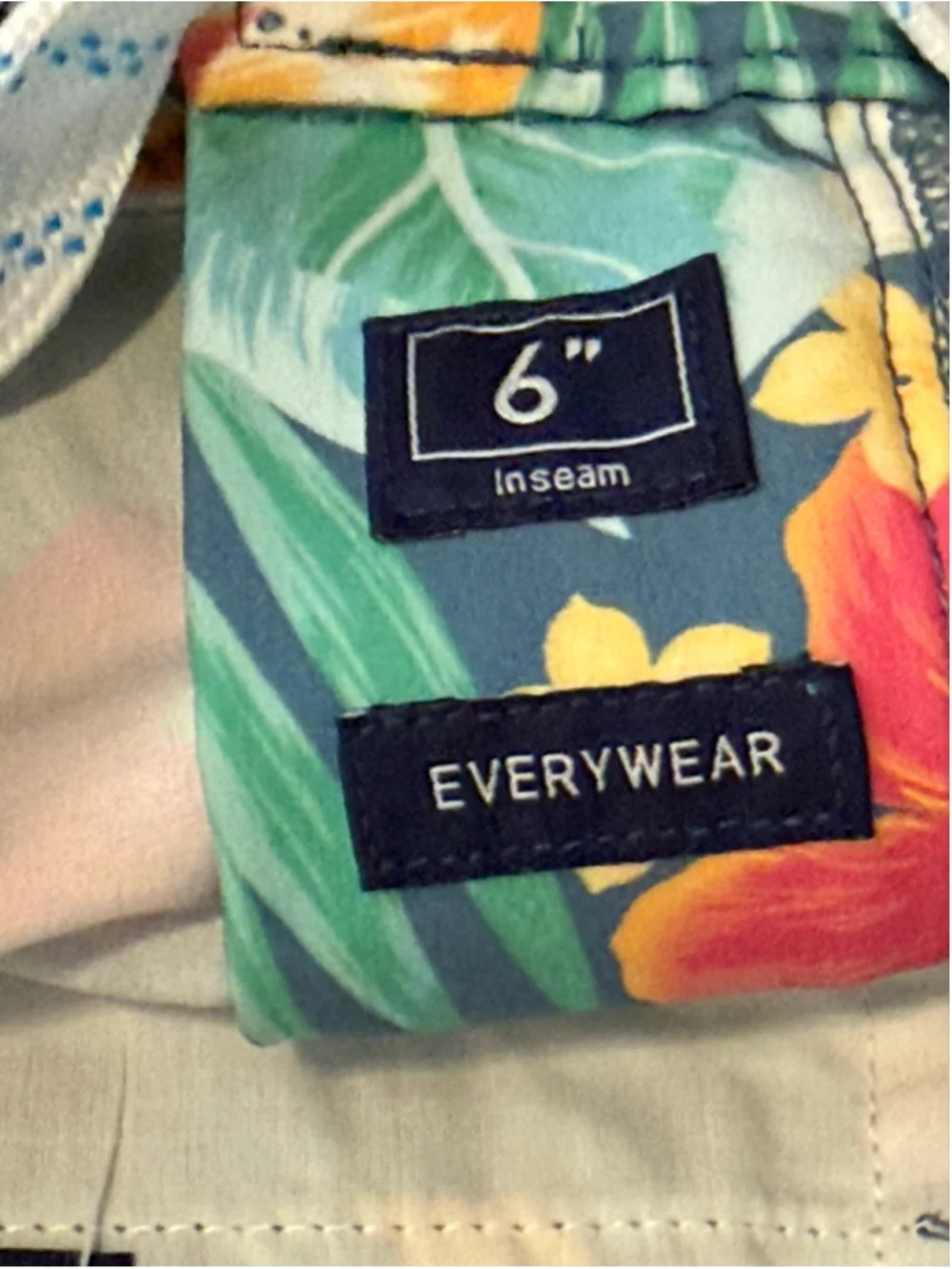 Chubbies Men’s Everywear 6” Inseam Tropical Floral Hybrid Shorts Sz XL